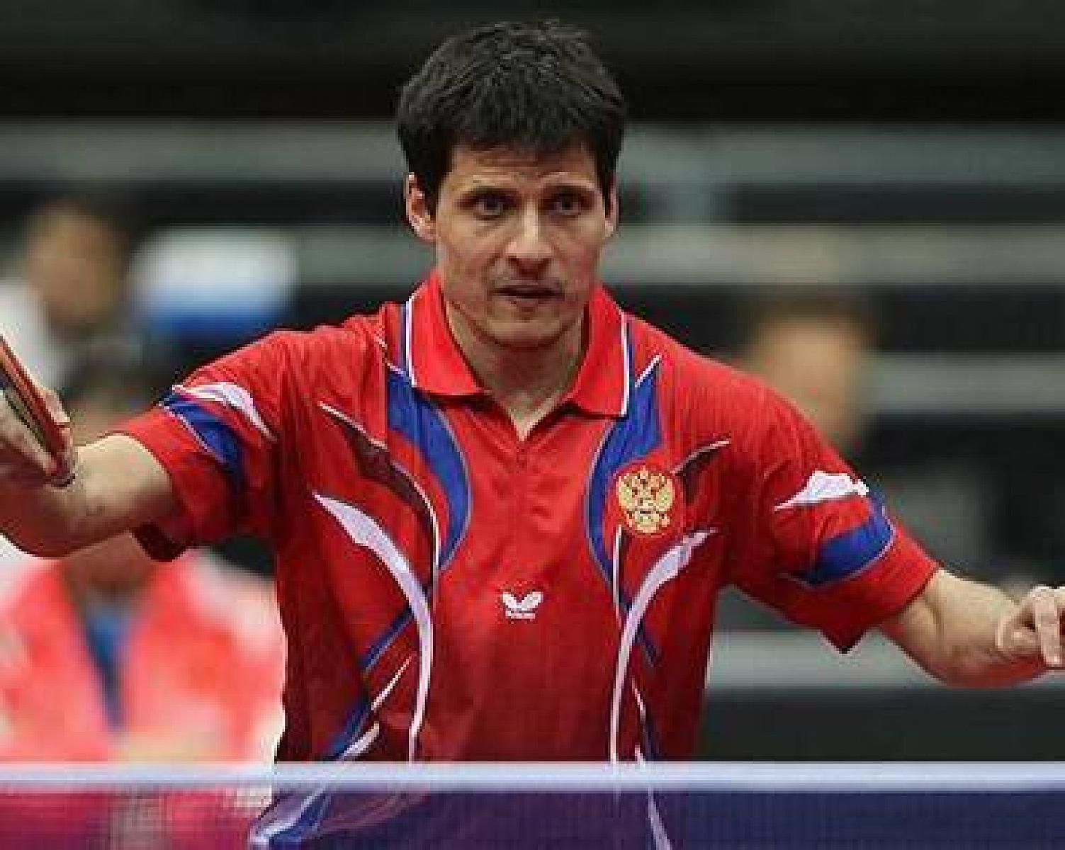 Алексей Смирнов, победитель мужской одиночки, чемпионат России по настольному теннису 2002 года